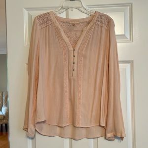 Super Cute Flowy Women’s Top